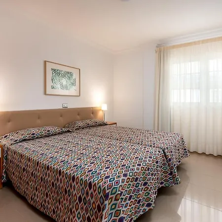 埃迪菲西奥广场公寓