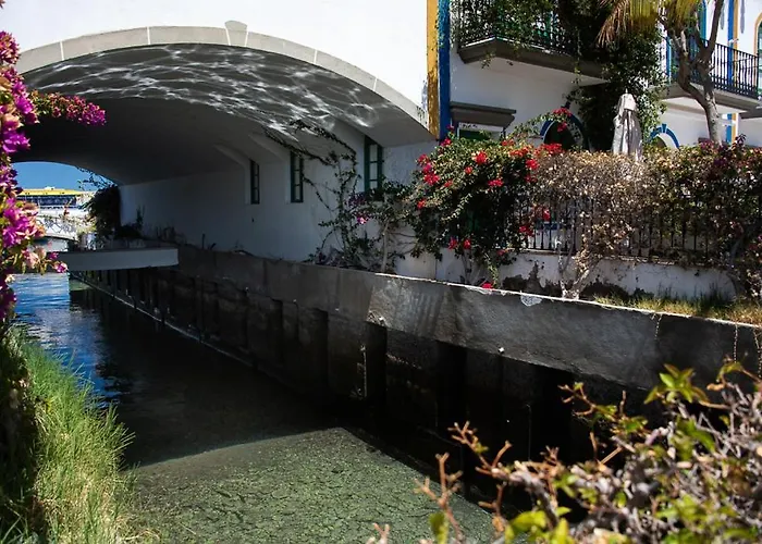 Edificio Playa Apartman